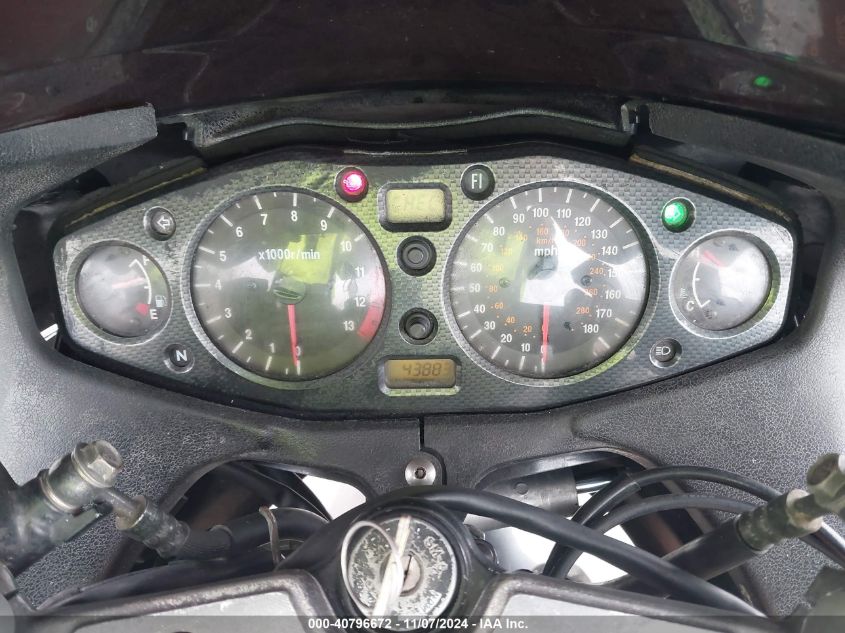 2005 Suzuki Gsx1300 Rk5 VIN: JS1GW71A552105880 Lot: 40796672