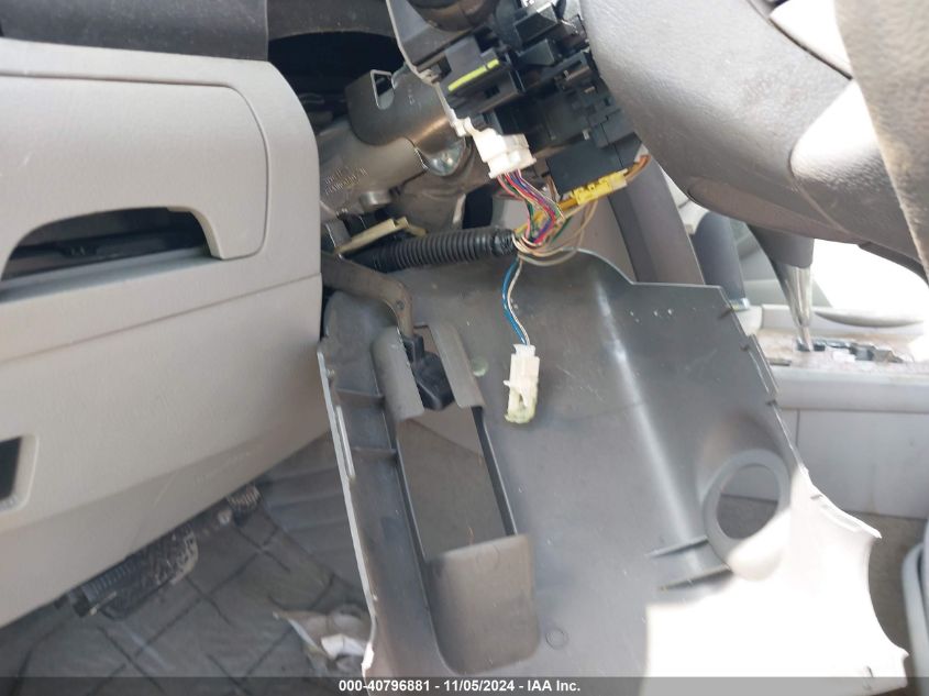 2010 Toyota Camry Le VIN: 4T4BF3EK0AR052971 Lot: 40796881