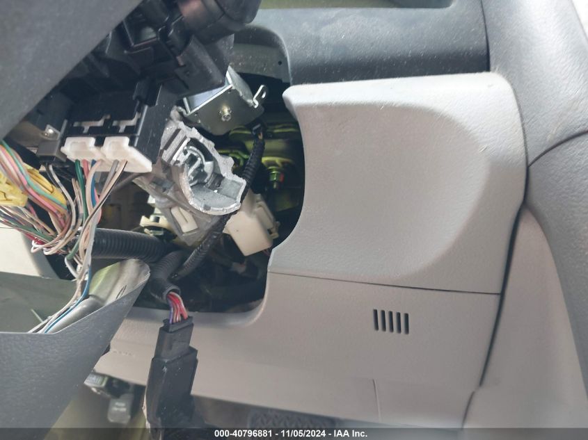 2010 Toyota Camry Le VIN: 4T4BF3EK0AR052971 Lot: 40796881