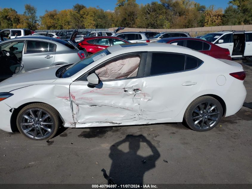 2018 MAZDA MAZDA3 TOURING - 3MZBN1V37JM172556