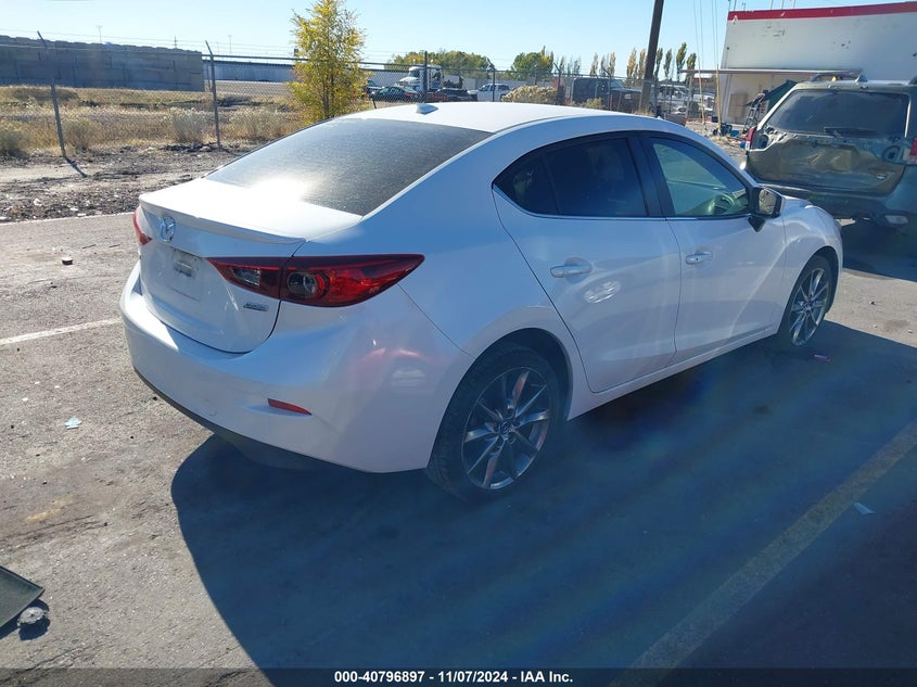 2018 MAZDA MAZDA3 TOURING - 3MZBN1V37JM172556
