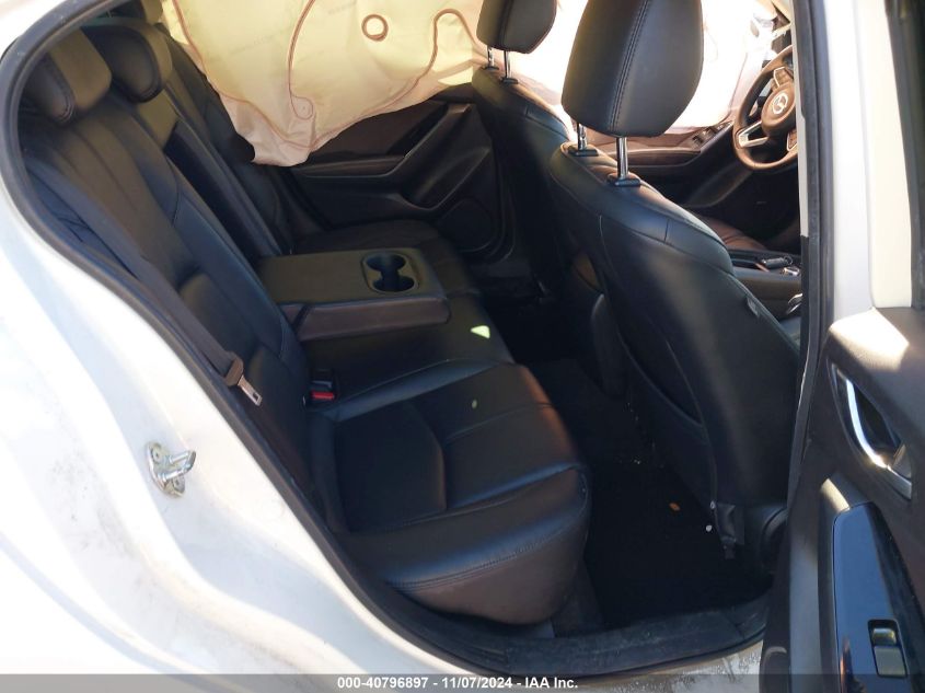 2018 MAZDA MAZDA3 TOURING - 3MZBN1V37JM172556