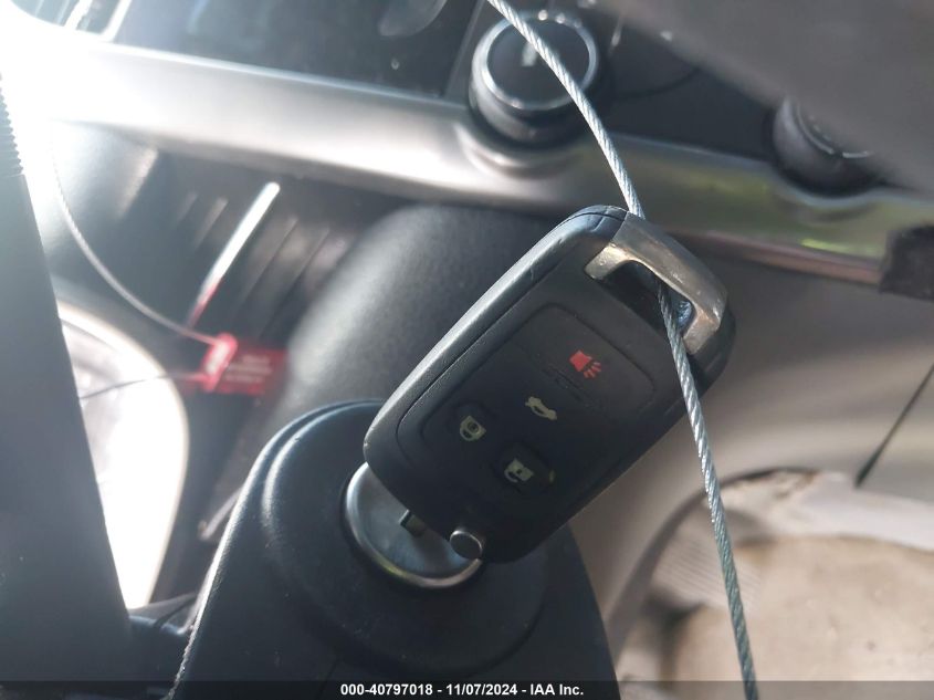 2013 CHEVROLET MALIBU VIN: 1G11B5SA4DU128055