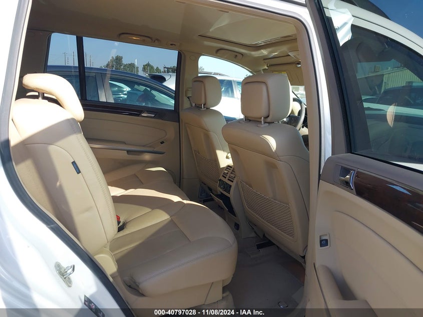 2007 MERCEDES-BENZ GL VIN: 4JGBF71E57A155802