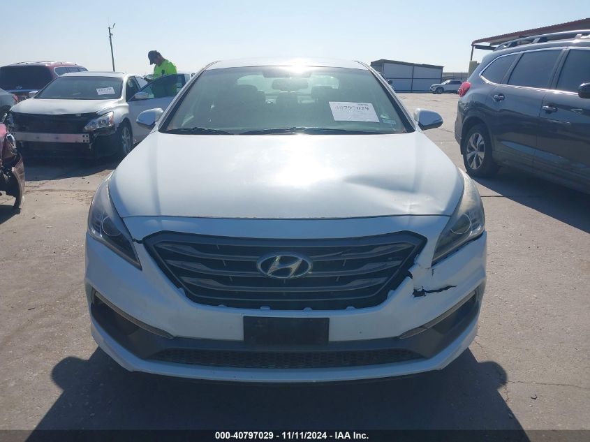 2017 Hyundai Sonata Sport 2.0T VIN: 5NPE34AB9HH584997 Lot: 40797029