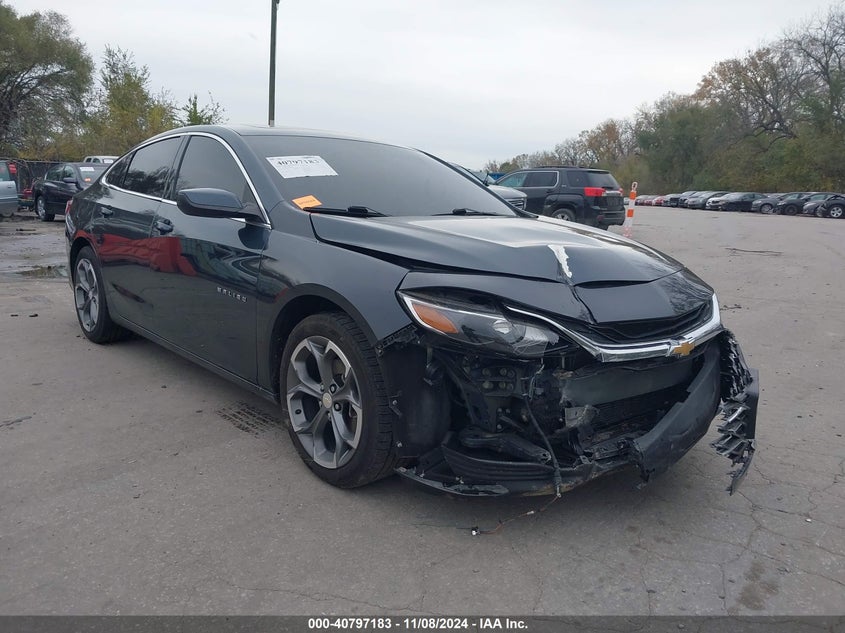 2021 CHEVROLET MALIBU  (VIN: 1G1ZD5ST4MF003673)