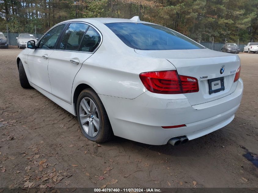 VIN WBAXH5C58DD112570 2013 BMW 5 Series, 528I Xdrive no.3