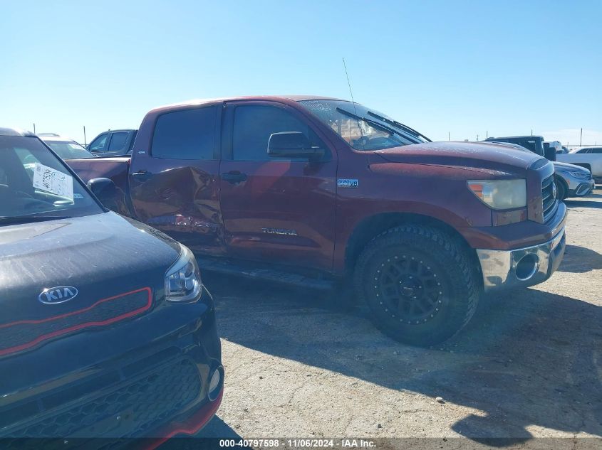 2008 Toyota Tundra Sr5 5.7L V8 VIN: 5TFDV54168X047233 Lot: 40797598