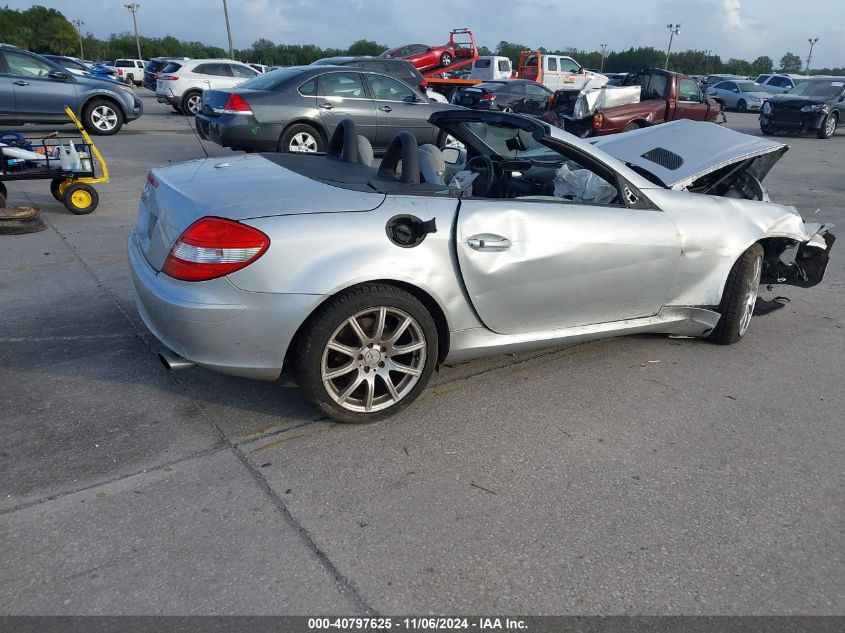 2007 Mercedes-Benz Slk 350 VIN: WDBWK56F57F160913 Lot: 40797625