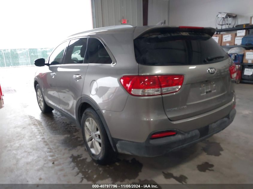 VIN 5XYPGDA57HG302497 2017 KIA SORENTO no.3