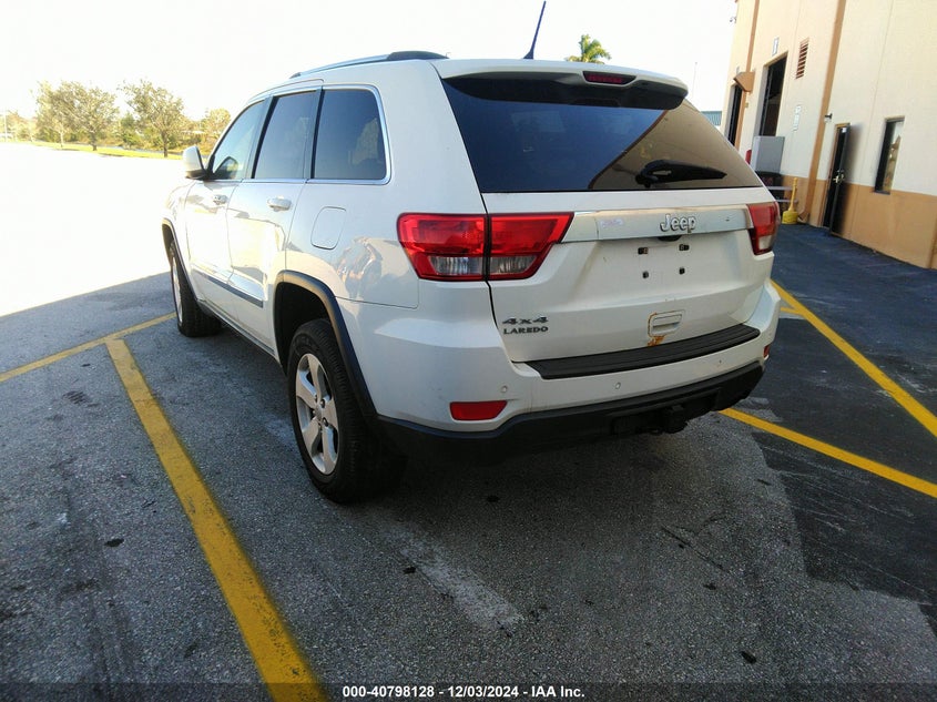 Vin: 1j4rr4gg2bc534426, lot: 41287643, jeep grand cherokee laredo 20113