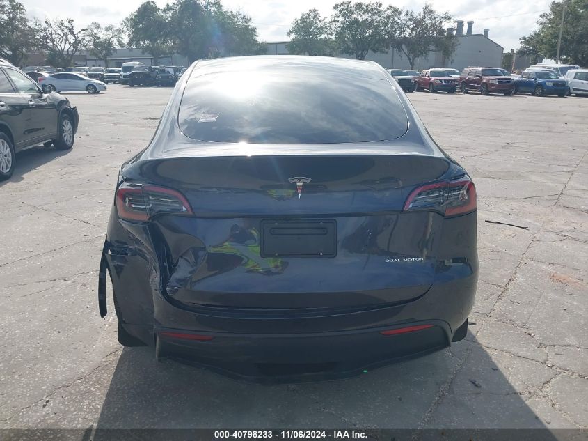 2024 Tesla Model Y Long Range Dual Motor All-Wheel Drive VIN: 7SAYGDEE0RA309055 Lot: 40798233