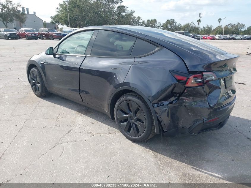 2024 Tesla Model Y Long Range Dual Motor All-Wheel Drive VIN: 7SAYGDEE0RA309055 Lot: 40798233