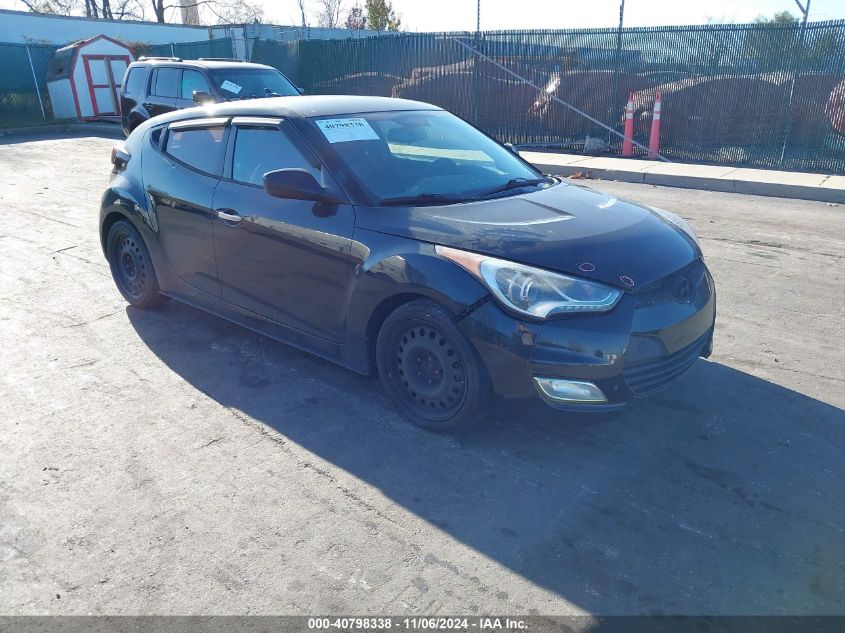 2014 Hyundai Veloster Re:flex W/Red VIN: KMHTC6AD5EU213501 Lot: 40798338