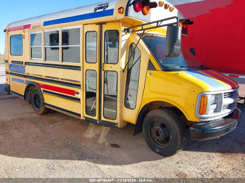 2002 Chevrolet Express Comm Cutaway VIN: 1GBJG31F421216729 Lot: 40798467