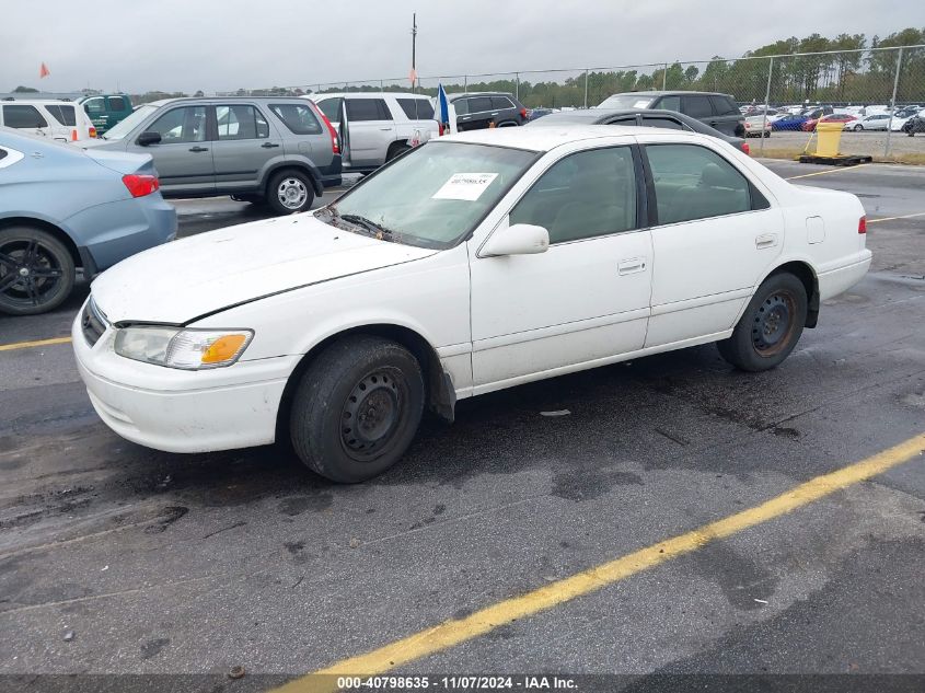 2000 Toyota Camry Le VIN: 4T1BG22K5YU752274 Lot: 40798635