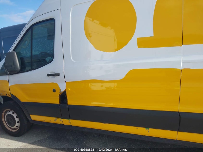 2020 Ford Transit-250 Cargo Van VIN: 1FTBR1X8XLKA56746 Lot: 40798898