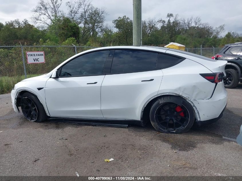 2022 Tesla Model Y Performance Dual Motor All-Wheel Drive VIN: 7SAYGDEF9NF394256 Lot: 40799063