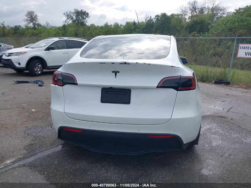 2022 Tesla Model Y Performance Dual Motor All-Wheel Drive VIN: 7SAYGDEF9NF394256 Lot: 40799063