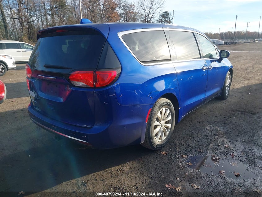 VIN 2C4RC1FG1LR102071 2020 CHRYSLER PACIFICA TOURING