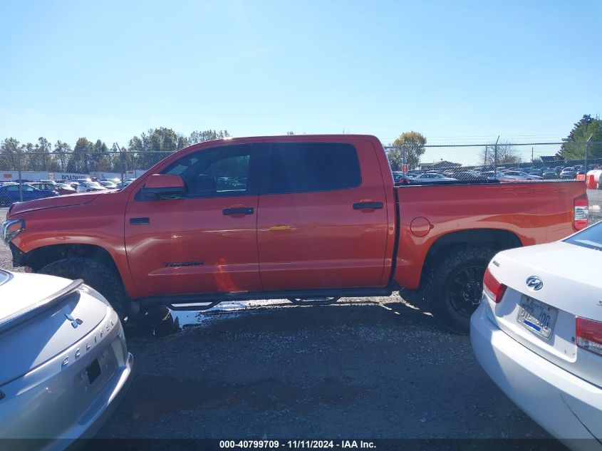 2015 Toyota Tundra Trd Pro 5.7L V8 VIN: 5TFDW5F11FX424087 Lot: 40799709