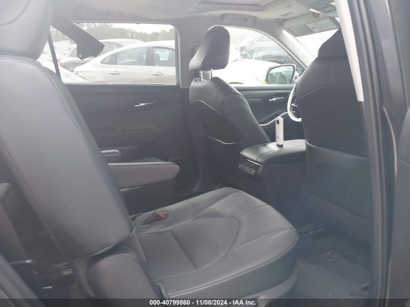 VIN 5TDGZRAH5LS007315 2020 TOYOTA HIGHLANDER XLE