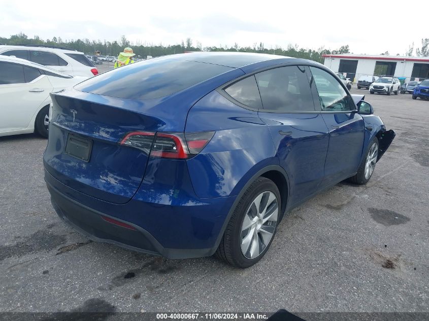 2024 Tesla Model Y Long Range Dual Motor All-Wheel Drive/Rwd VIN: 7SAYGDED3RF032671 Lot: 40800667