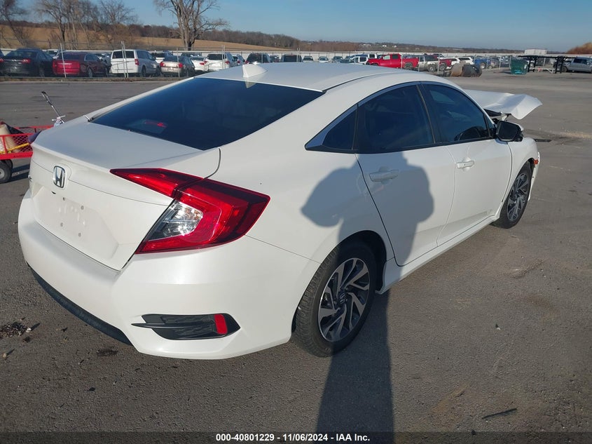 VIN 19XFC2F79JE011301 2018 HONDA CIVIC EX