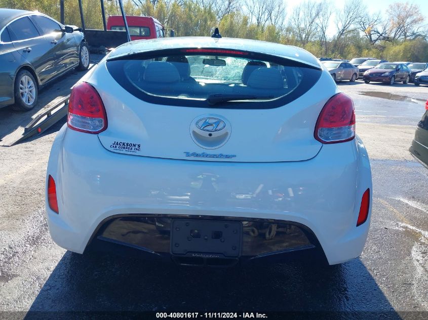 2014 Hyundai Veloster Base W/Gray VIN: KMHTC6AD5EU215152 Lot: 40801617