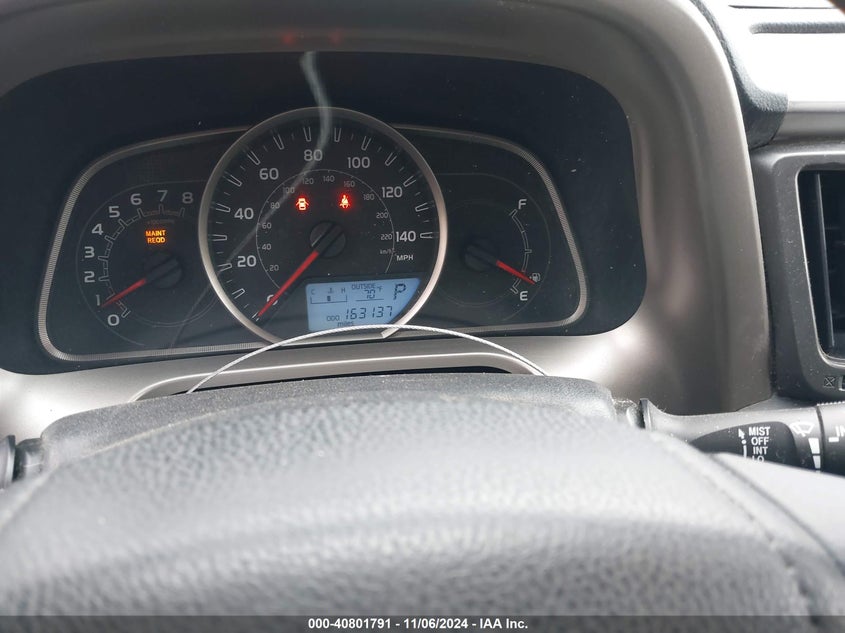 2014 TOYOTA RAV4 XLE - JTMRFREV9ED065038