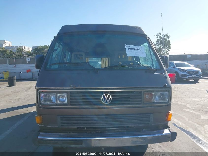 1986 Volkswagen Vanagon Campmobile VIN: WV2ZB0257GG088137 Lot: 40802090