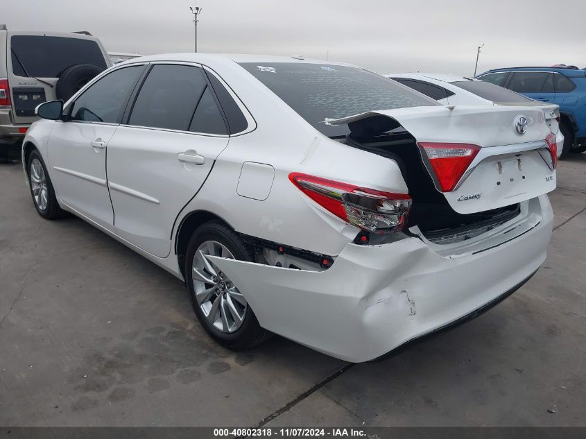 VIN 4T1BF1FK2GU527252 2016 Toyota Camry, Xle no.3