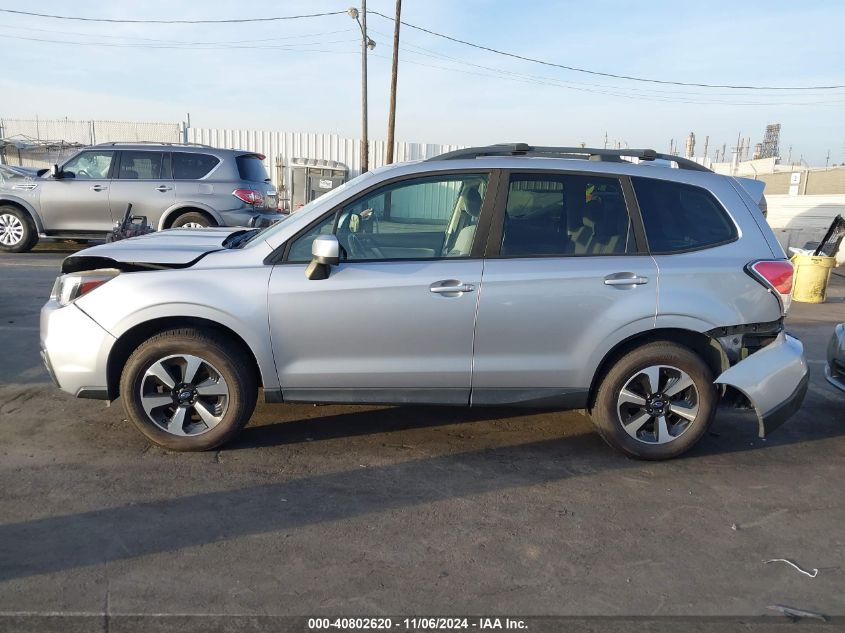 2017 Subaru Forester 2.5I Premium VIN: JF2SJAECXHH526455 Lot: 40802620