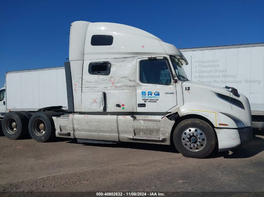 2019 Volvo Vnl VIN: 4V4NC9EH1KN215834 Lot: 40802632