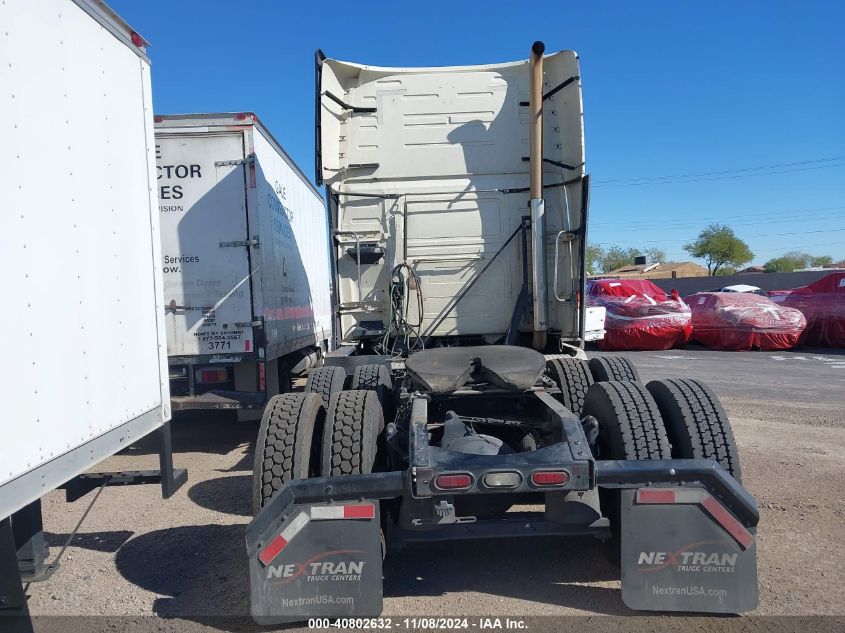 2019 Volvo Vnl VIN: 4V4NC9EH1KN215834 Lot: 40802632