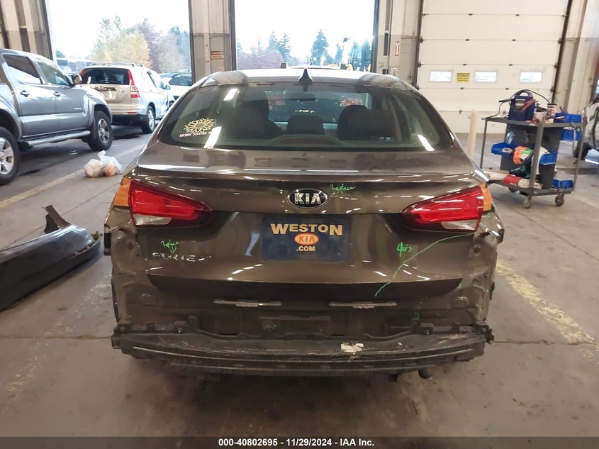 2017 KIA FORTE LX - 3KPFK4A73HE115928