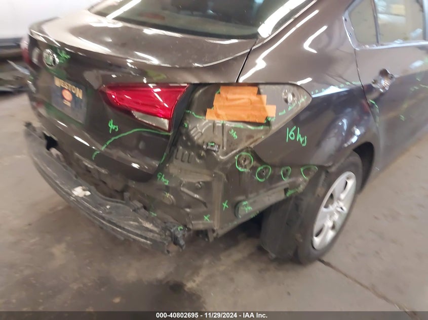 2017 KIA FORTE LX - 3KPFK4A73HE115928