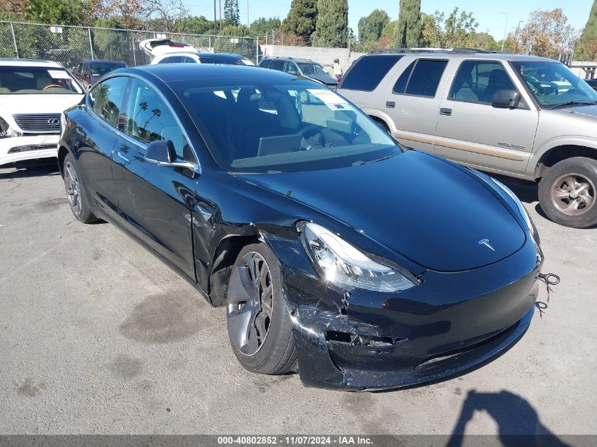 2018 Tesla Model 3 Long Range/Mid Range VIN: 5YJ3E1EA1JF151745 Lot: 40802852