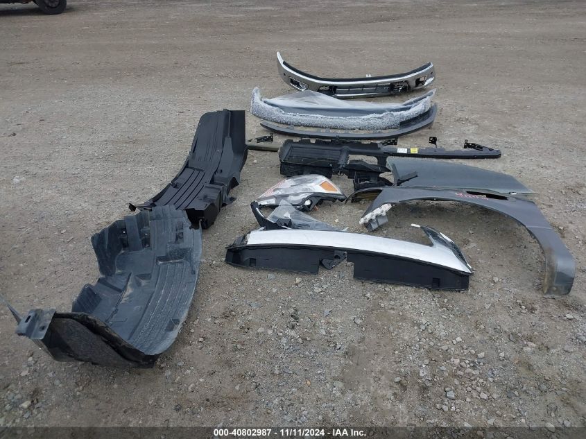 2017 NISSAN TITAN SV - 1N6AA1E57HN552831