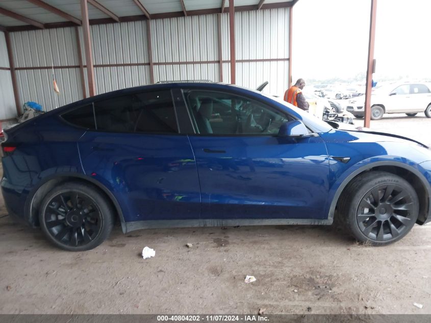 2022 Tesla Model Y Long Range Dual Motor All-Wheel Drive VIN: 7SAYGDEE3NA001744 Lot: 40804202