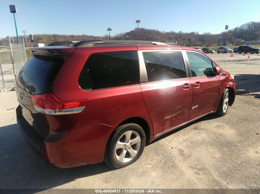 Vin: 5tdkk3dc7bs081684, lot: 41294497, toyota sienna le 20114