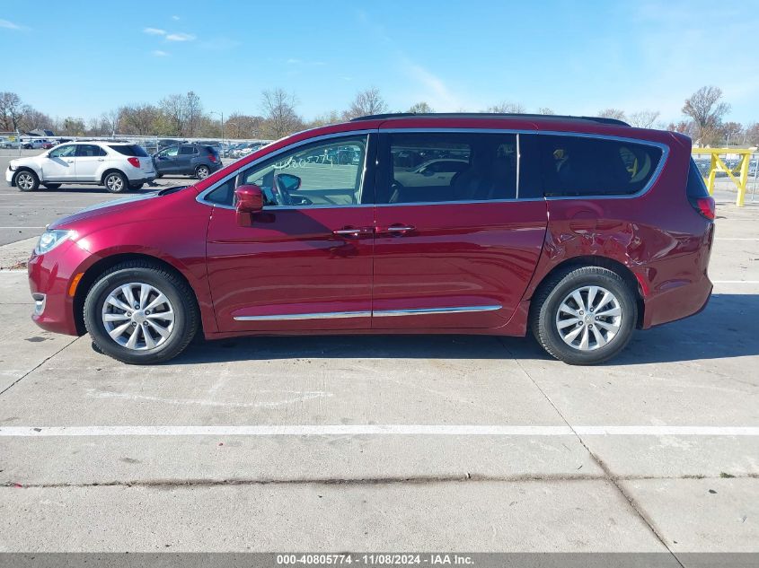 2017 Chrysler Pacifica Touring-L VIN: 2C4RC1BG3HR832321 Lot: 40805774