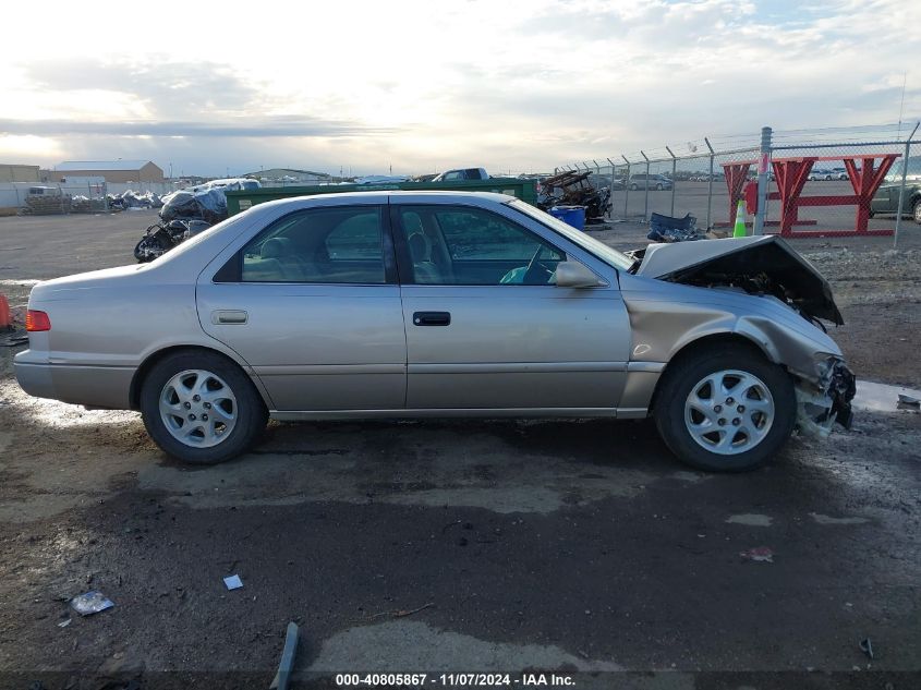 2000 Toyota Camry Le VIN: 4T1BG22K1YU738663 Lot: 40805867