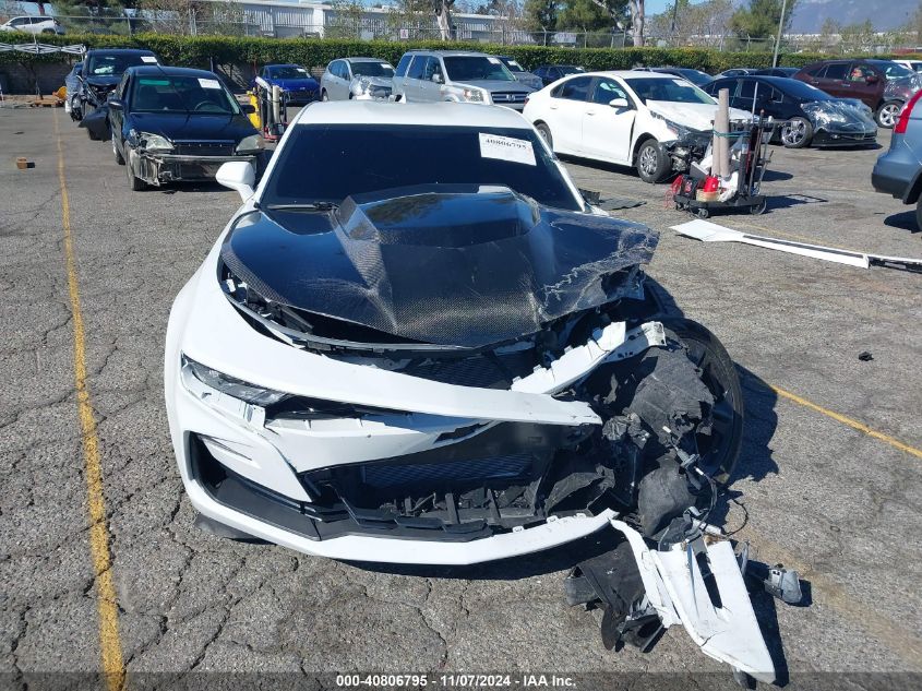 2019 CHEVROLET CAMARO SS - 1G1FE1R71K0154102