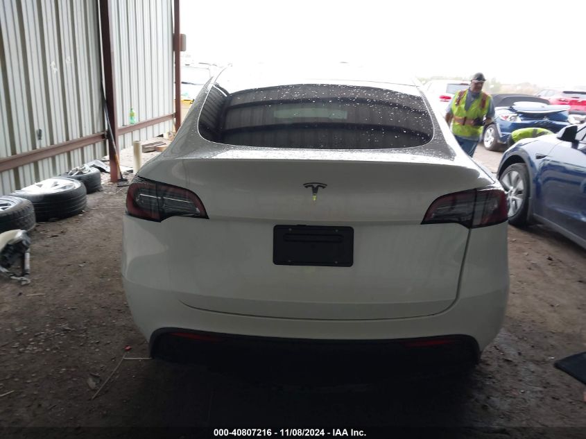 2024 Tesla Model Y Long Range Dual Motor All-Wheel Drive/Rwd VIN: 7SAYGDED3RA295031 Lot: 40807216