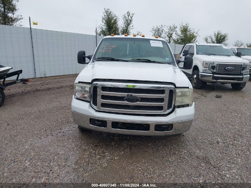 2005 Ford F-350 Lariat/Xl/Xlt VIN: 1FTWW32P35EA11220 Lot: 40807340