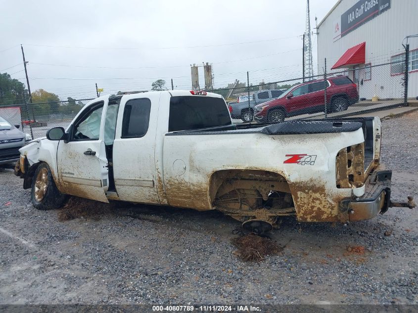 2013 Chevrolet Silverado Lt VIN: 1GCRKSE78DZ247092 Lot: 40807789