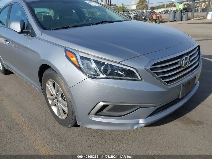 2017 Hyundai Sonata VIN: 5NPE24AF1HH530812 Lot: 40808268