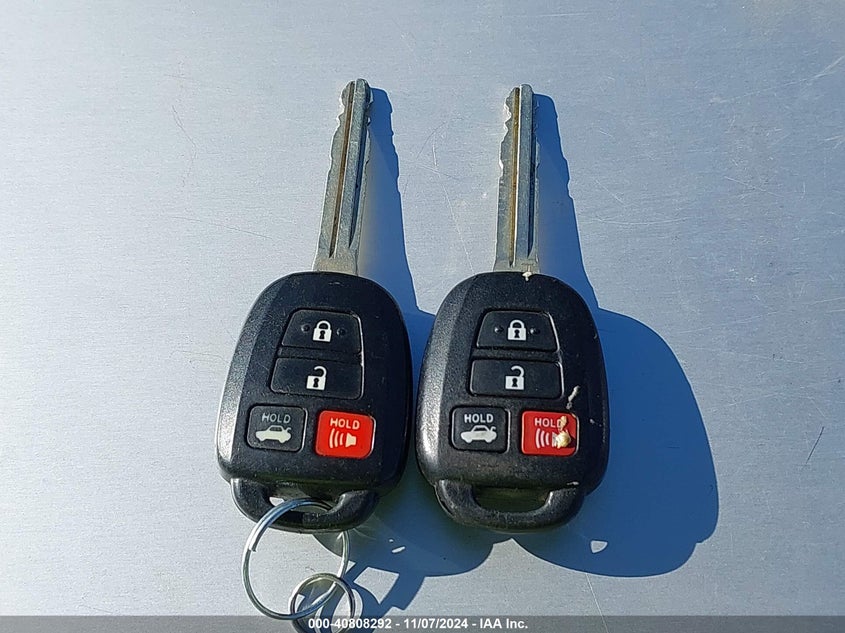 VIN 2T1BURHE0KC160826 2019 TOYOTA COROLLA SE