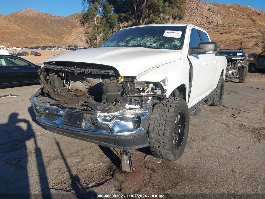 2019 RAM 1500 CLASSIC SLT - 1C6RR6TT0KS661256